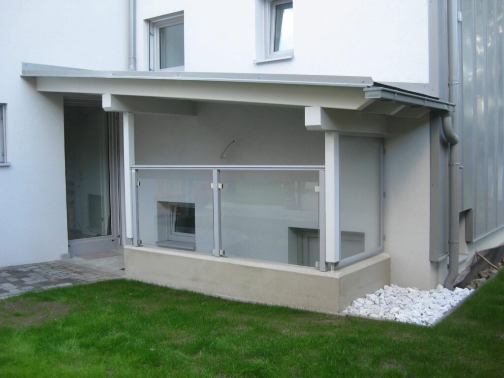 Kellerabgang Duhs und Bergmann